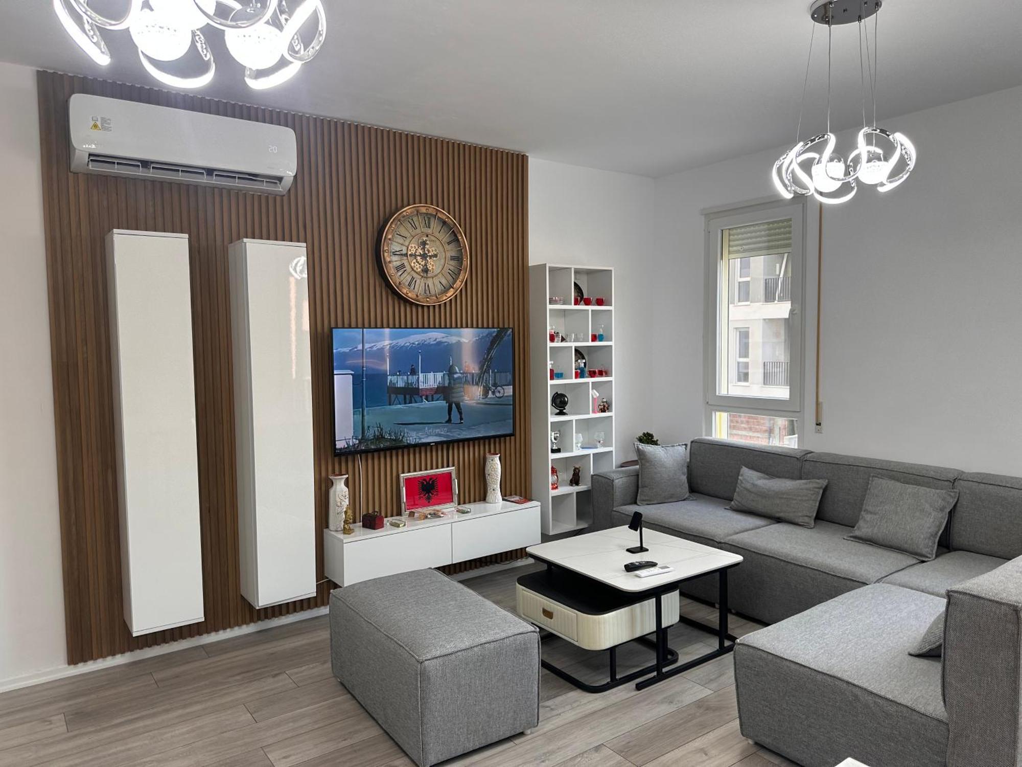 Bratti'S Apartment Near Tirana Center And Mother Teresa Airport מראה חיצוני תמונה