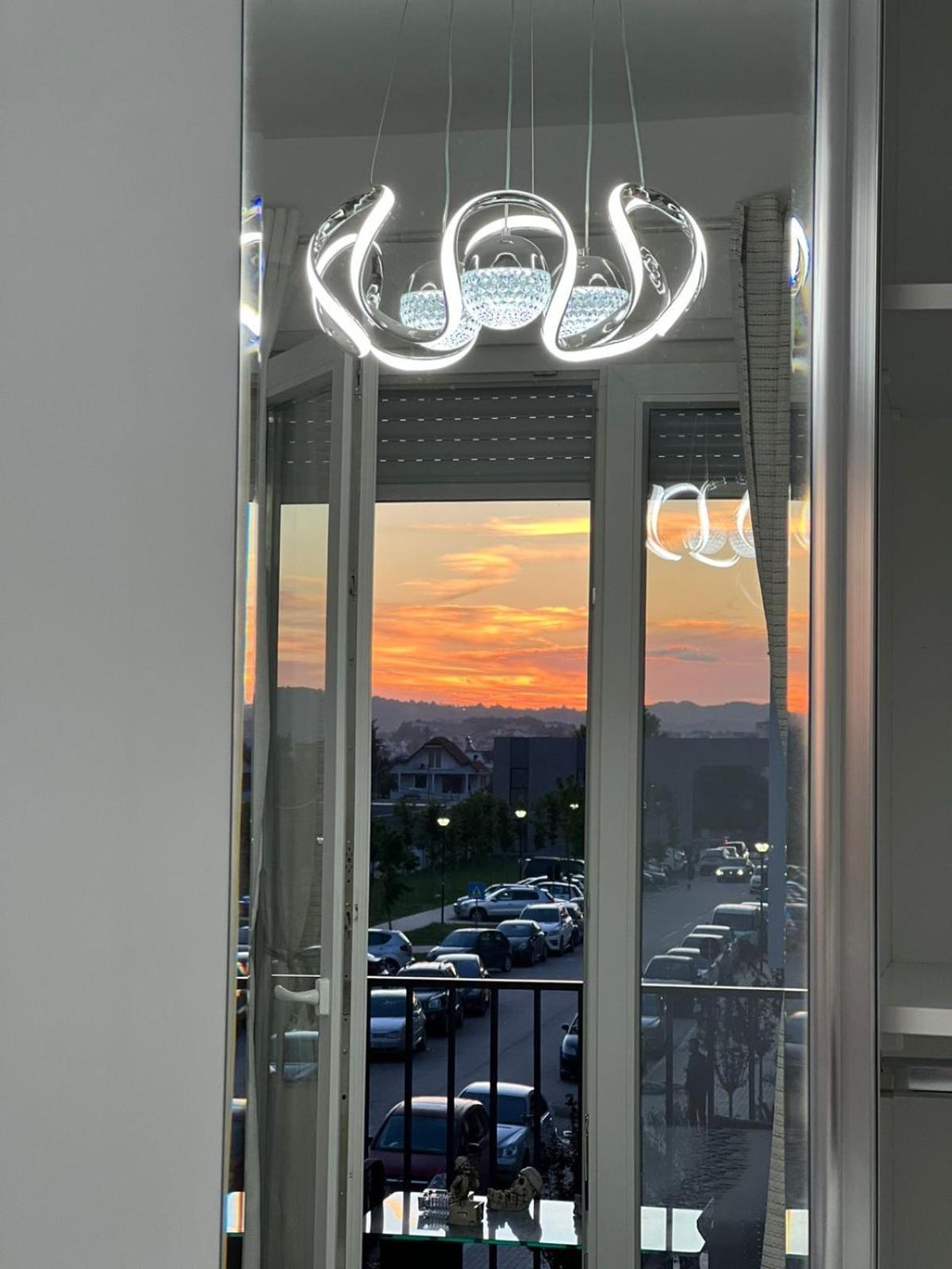 Bratti'S Apartment Near Tirana Center And Mother Teresa Airport מראה חיצוני תמונה
